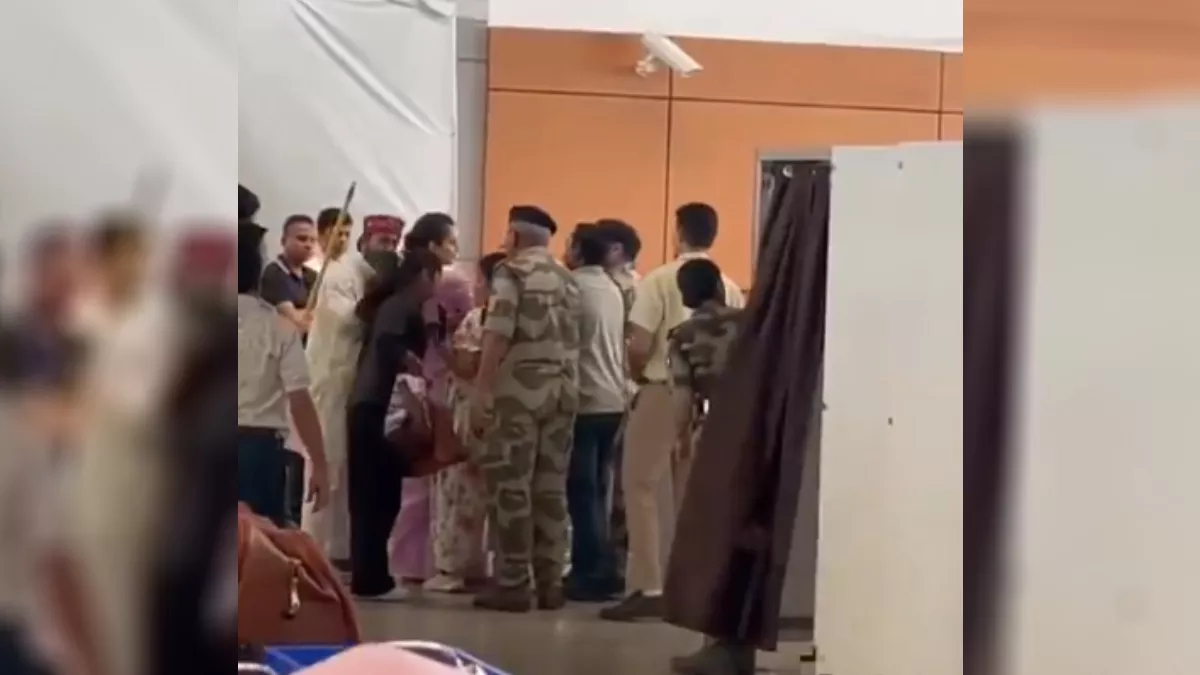 कंगना रनौत के साथ चंडीगढ़ एयरपोर्ट पर बदसलूकी, CISF की महिला जवान ने जड़ा थप्पड़
